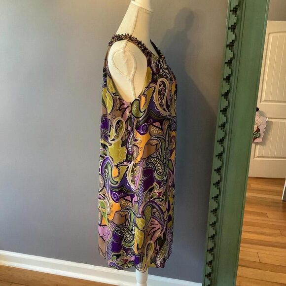 Vibrant Multi-Color Paisley Pattern Shift Dress - Picture 3 of 7